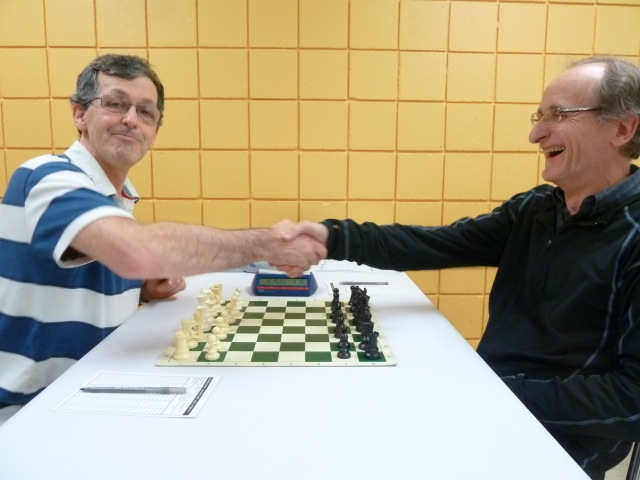 Victor Bilodeau (gagnant de la section Réserve) affronte Hubert Séguin (actuel président de la LÉO)
